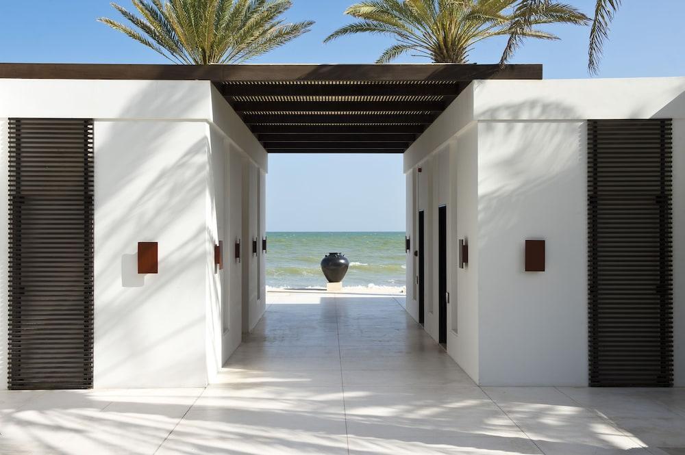 The Chedi Muscat Hotel Exterior foto